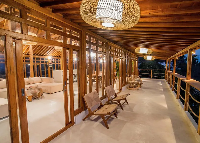 Sugih Ceningan Villa